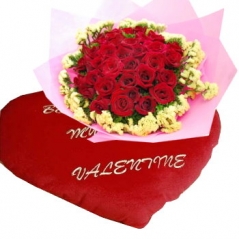 24 red roses bouquet with pillow philippines