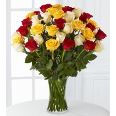 24 red ,yellow & white roses in Vase Send to Manila Philippines