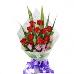 18 Fresh Red & pink Rose in Bouquet Online Delivery to Manila Philippines