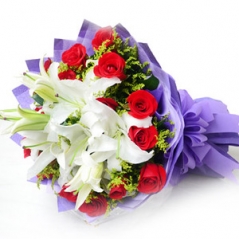Roses with White perfume lilies Delivery to Manila Philippines