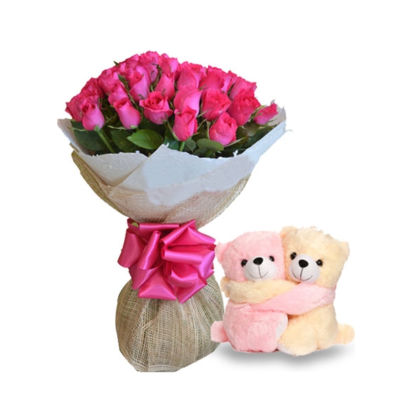 24 pink color roses with hug bear